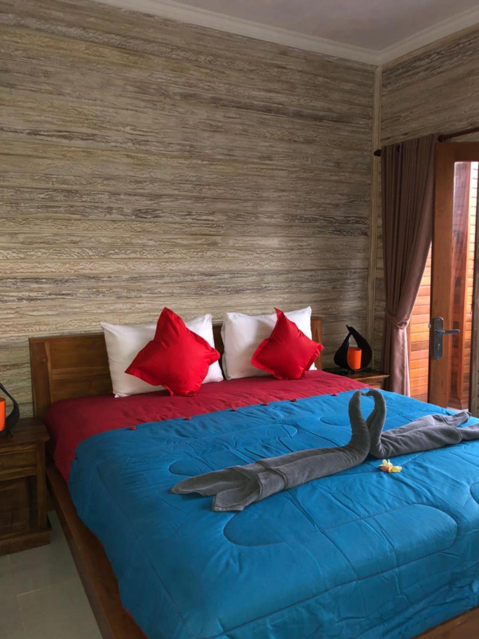 Auora Guest House Нуса-Лембонган Экстерьер фото